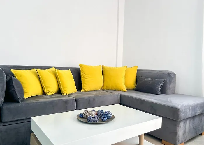 Shoreline Bliss B43 Apartment *